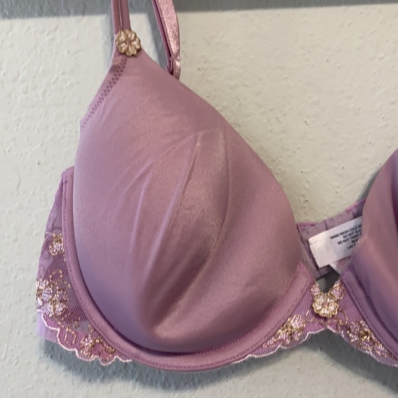 Victoria’s Secret Angels Ipex Purple Full Coverage Bra - Picture 2 of 7